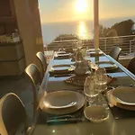 Vila Sunset View *