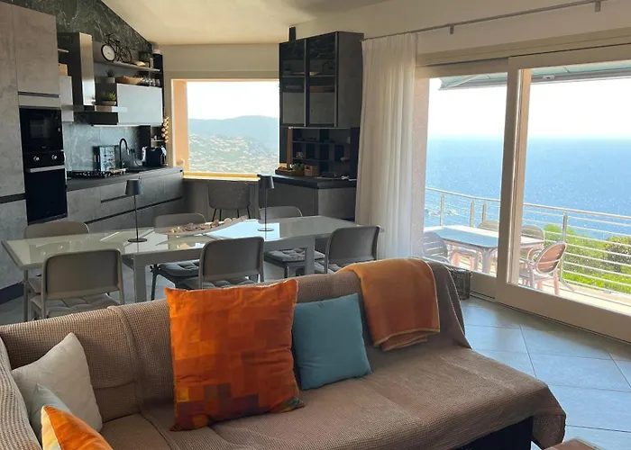 Вилла Sunset View Коста-Парадисо