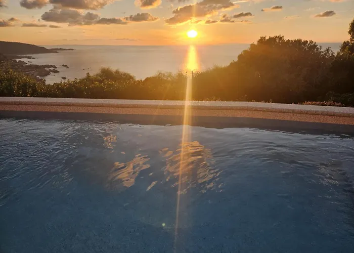 Вилла Sunset View Коста-Парадисо